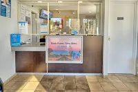 Motel 6 Lancaster, CA