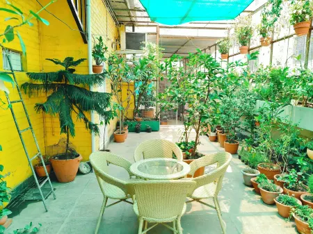 Ratnakar Bhawan (Heritage Homestay) Отели рядом с достопримечательностью «Прачайн Хануман Гат»