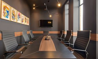 Pulse 95 by Wynwood House