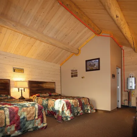 Young's Motel