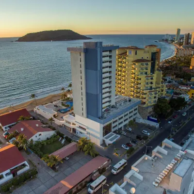 Ocean View Beach Hotel Hotels near Zona Dorada