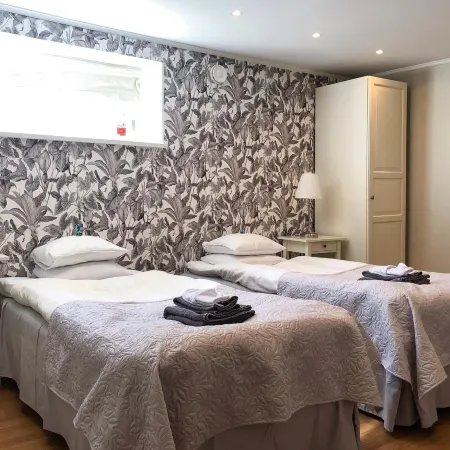 5:Ans Bed & Breakfast Отели рядом с достопримечательностью «Стадион «Уллеви»»