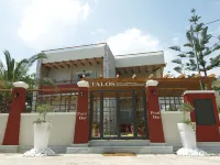 Talos Hotel Apartments - balcón