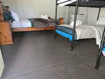 Paxton Hotel Hotels in Quorrobolong