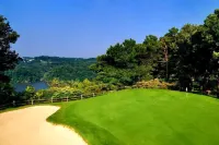 Lakeview Golf Resort, Trademark Collection by Wyndham Hotels in Cheat Lake