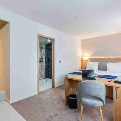 Brit Hotel Privilège Paris Rosny-Sous-Bois Rooms