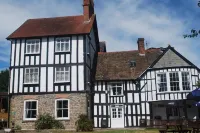 The Radnorshire Arms Hotel Hotels in Kington