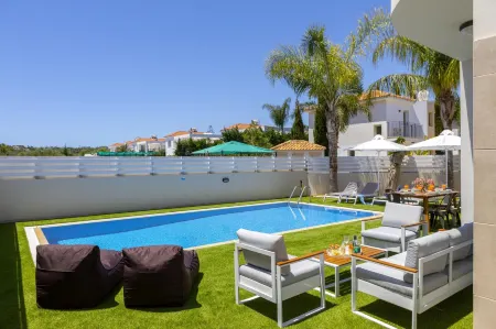 Protaras Palm Villa 54 Отели в г. Протарас