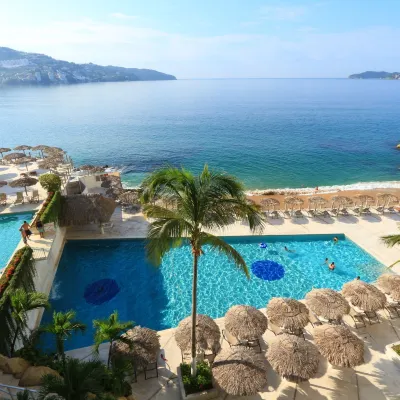 Las Torres Gemelas Acapulco Hotels near La Quebrada
