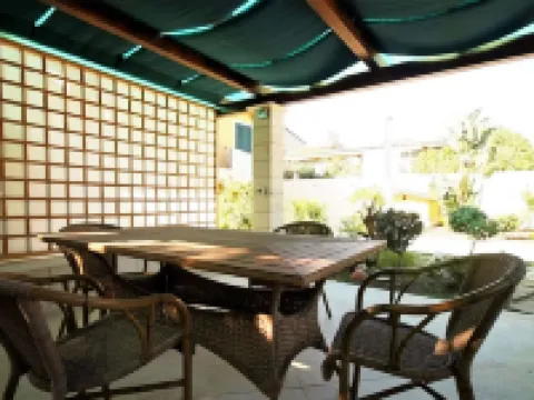 Simplistic Apartment in Reitani Near Lido Beach Hoteles en Reitani