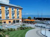 The Originals Boutique Hôtel Alizé Évian-Les-Bains Hotels near Source Cachat