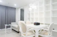 Spacious 1Br Apartment at Praxis - Kitchens
