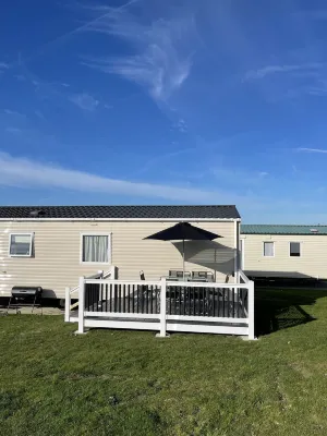 Holiday Park Caravan Fluffy in Harts Holiday Park