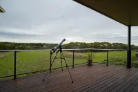 Hilltop Apartments Phillip Island - Adults Only Hotels in Balnarring