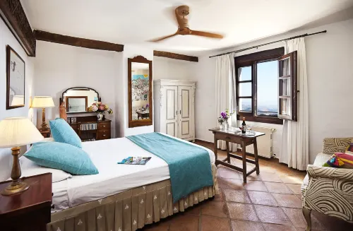 La Fructuosa Hotels in Casares