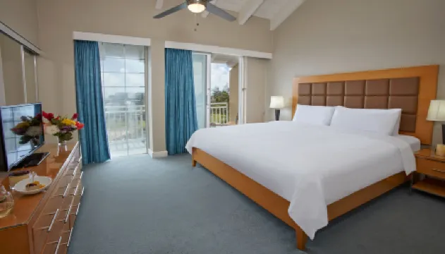 迪維南風海灘度假村