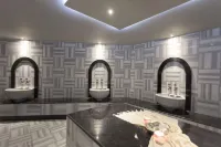 Check Inn Suite Hotel & Spa