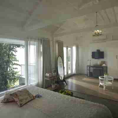 Hills & Hues Rooms