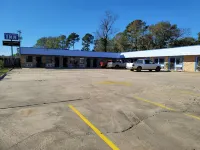 Coldspring Inn Hotels in Coldspring