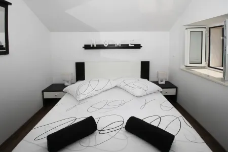 Marineta Focus Luxury Apartment