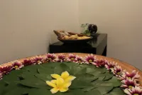 Hotel Santika Pandegiling Surabaya - spa