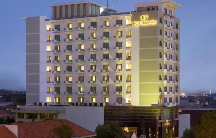 Hotel Santika Pandegiling - Surabaya