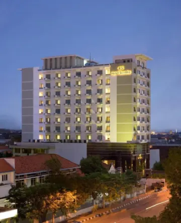 Hotel Santika Pandegiling - Surabaya Hotels in Surabaya