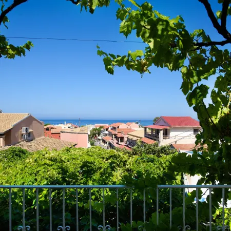 Sebastian's - Agios Gordios Beach