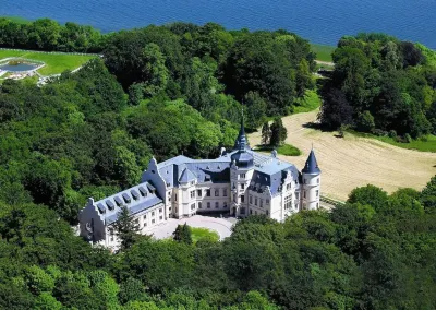 Schlosshotel Ralswiek Hotels near Johann-Jakob-Grumbke Aussichtsturm