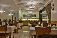 Micheline Hotel Tricot - ao Lado da Rua Coberta - Parvekkeita
