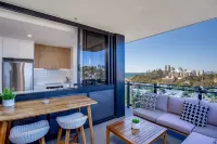 Iconic Kirra Beach Resort Hotels in Bilinga