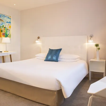 Hôtel Escale Oceania Lorient Hotels in Lorient