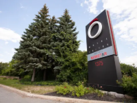 Motel Newstar Laval Hoteles en Laval