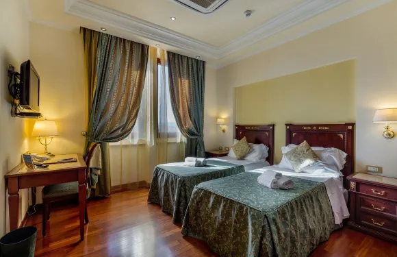 奧爾比亞全景酒店