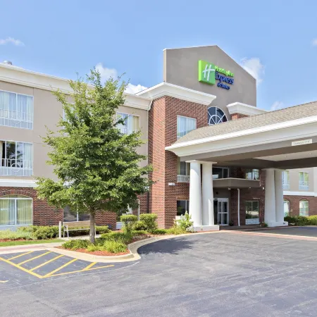 Holiday Inn Express & Suites LAKE ZURICH-BARRINGTON by IHG