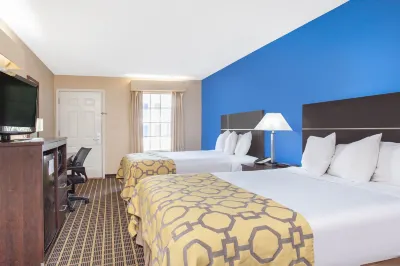 Baymont by Wyndham Greenwood Hotels in Гринвуд
