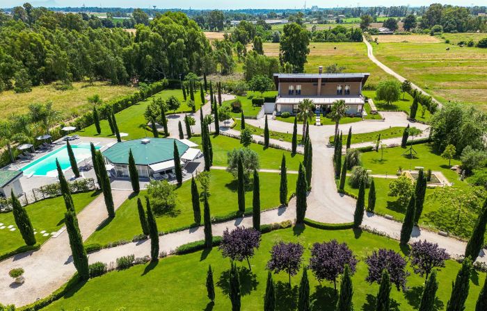 Casale Delle Ronde B&B