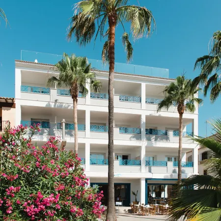 Hotel Honucai Отели рядом с достопримечательностью «Пляж Эс-Тренк»