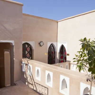 리야드 르 루비 모와신 박물관 주변 호텔