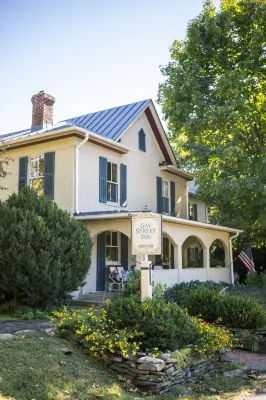 Gay Street Inn Hotels in Rappahannock County