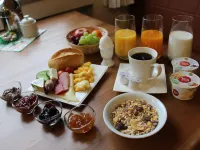 Bayrischer Hof - Desayuno
