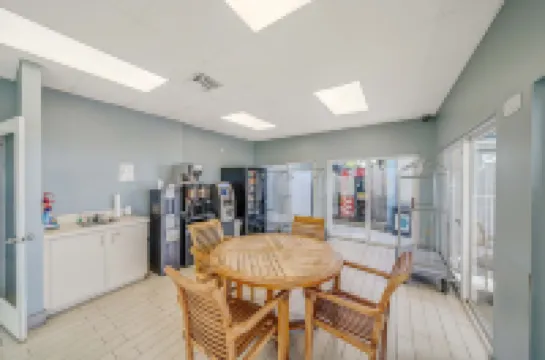 Sugar Sands Beachfront Hotel, a by the Sea Resort