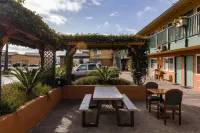 Sand Castle Inn Hotels in Seaside