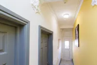 Townhouse @ 58 Brooklyn St - Crewe Hotels in Crewe