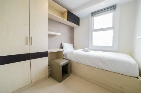 Homey Apartment at Parahyangan Residence Near Parahyangan University