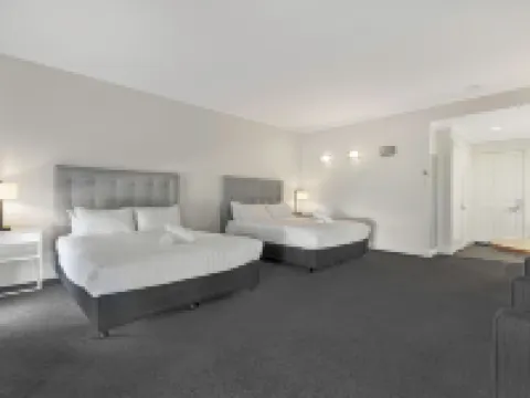 Caledonian Hotel Motel Hotels in Echuca