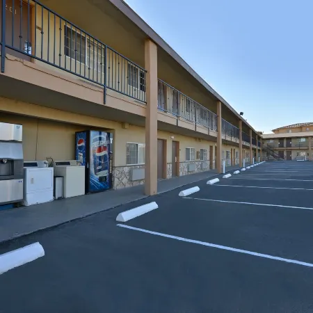 Crown Hotel