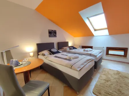 Hotel 28 Отели в г. Nemojov