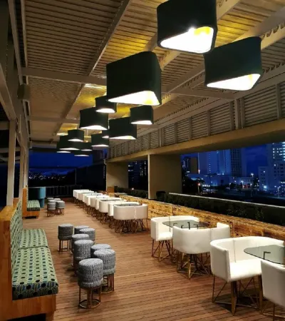 Onomo Hotel Durban Отели рядом с достопримечательностью «Moses Mabhida Stadium»