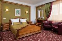 Grand Hotel - balcony
